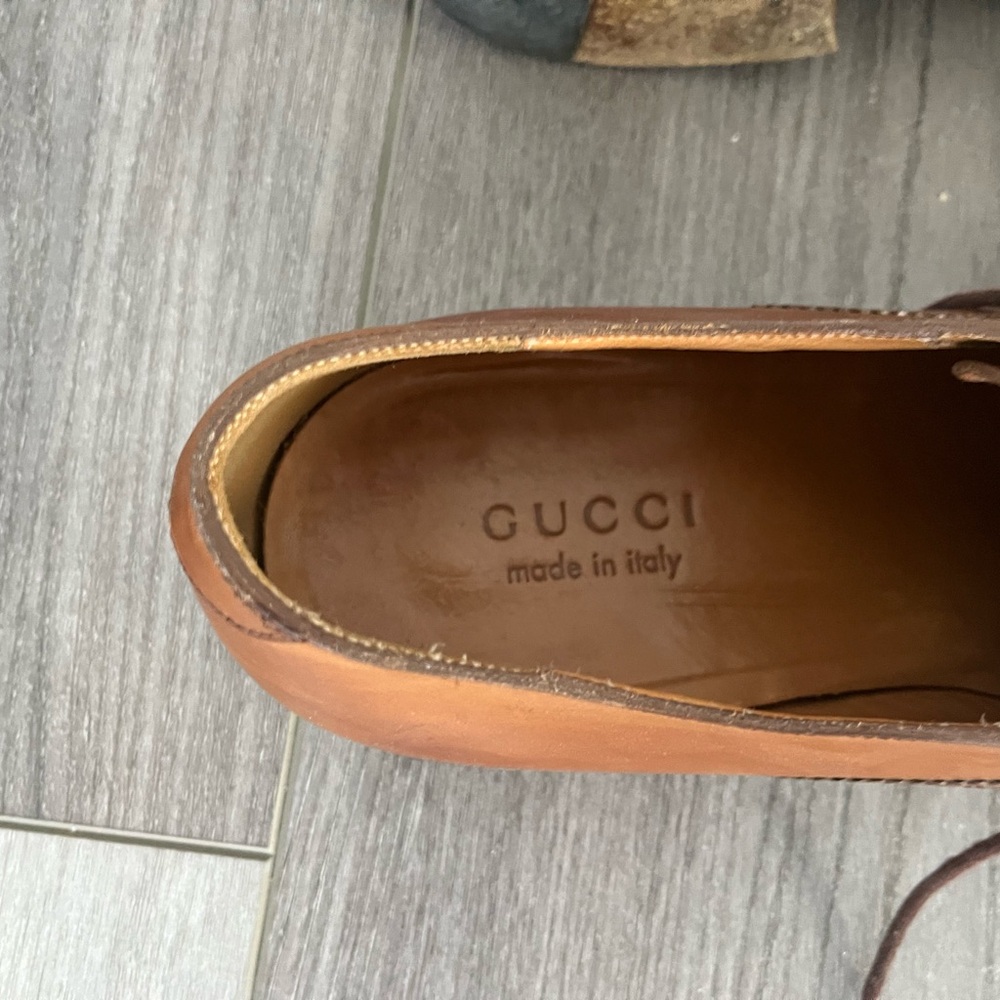 Gucci shoes for a Gucci lover - Picture 2 of 9